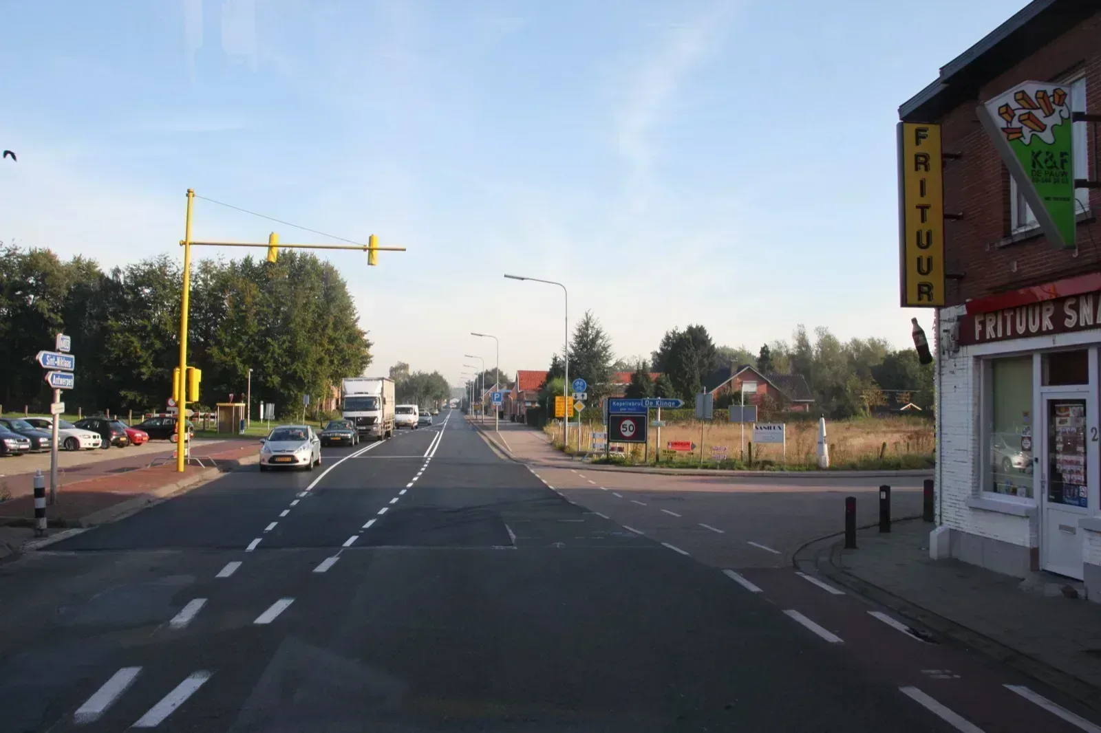 Vernieuwde Gentsevaart en nieuwe rotonde bij Kapellebrug in gebruik